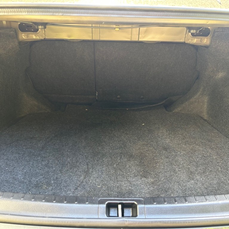 2019 Toyota Corolla Image 13