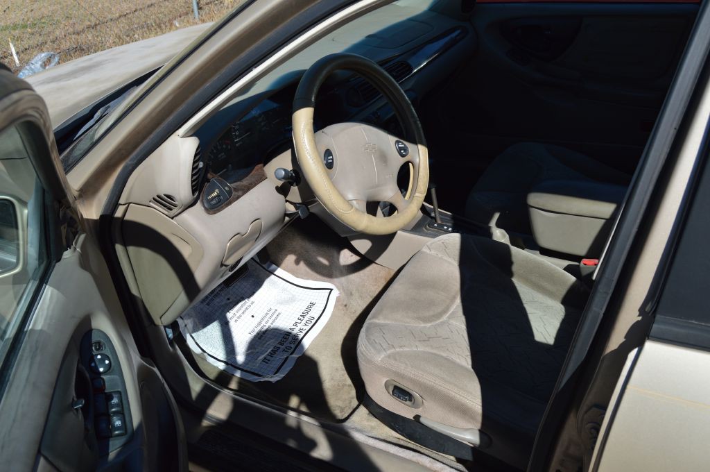 2002 Chevrolet Malibu Image 3
