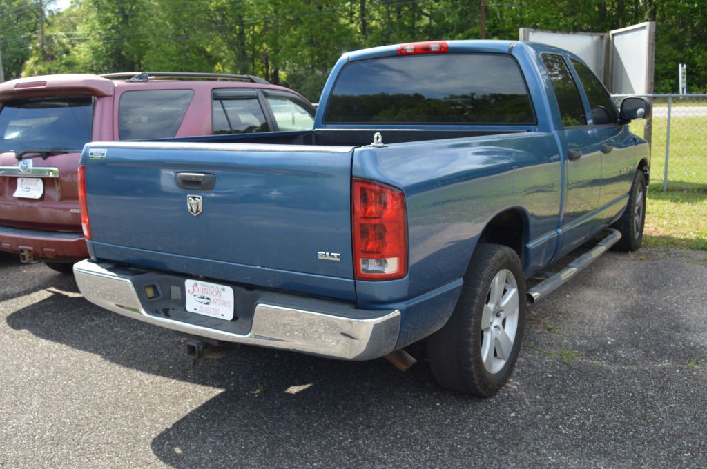 2005 Dodge Ram 1500 Image 2