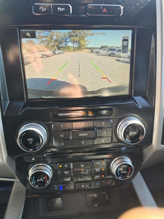 2015 Ford F-150 Image 10