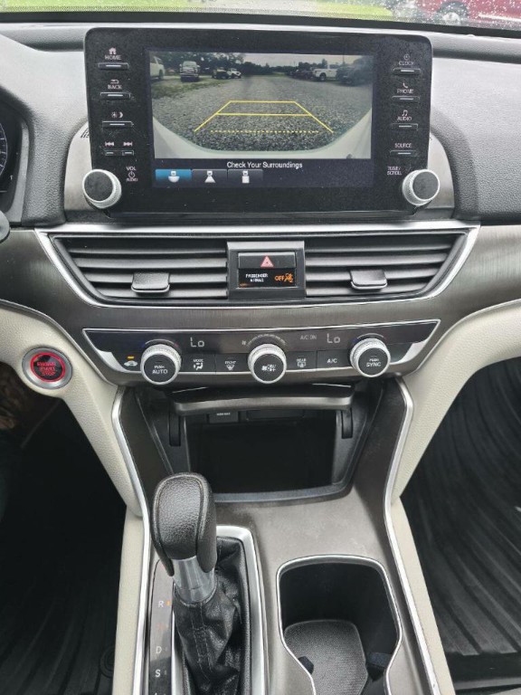2021 Honda Accord Image 8