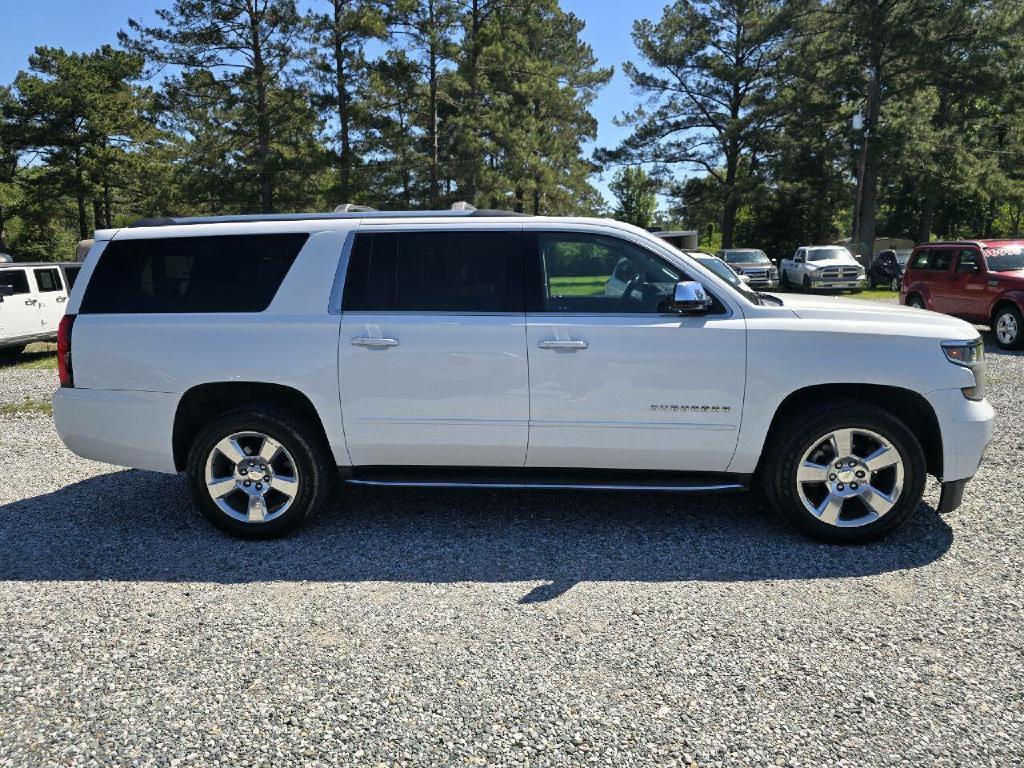 2018 Chevrolet Suburban Image 4