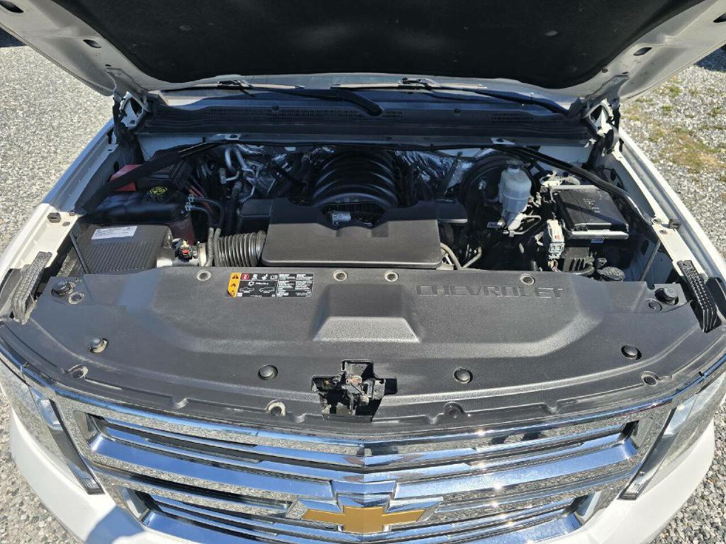 2018 Chevrolet Suburban Image 11