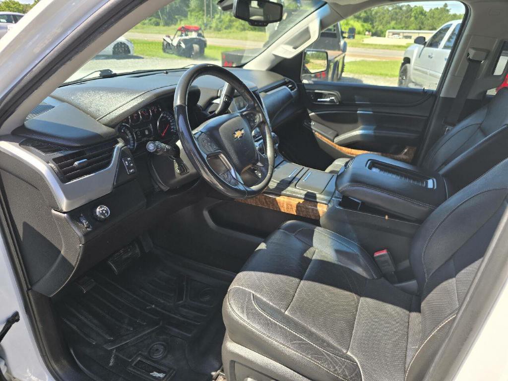 2018 Chevrolet Suburban Image 12