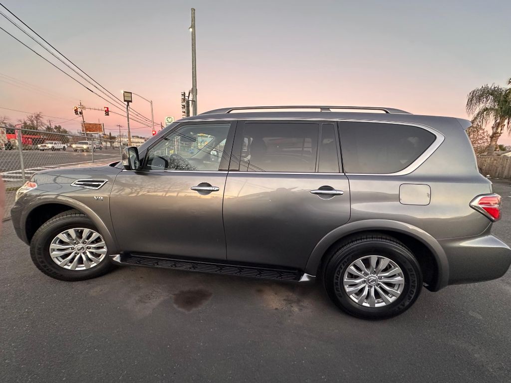 2018 Nissan Armada Image 2