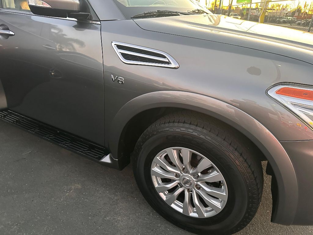 2018 Nissan Armada Image 10