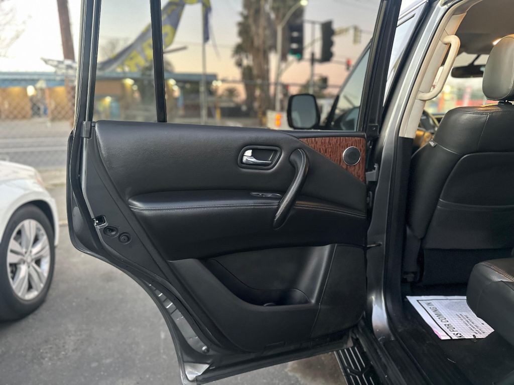 2018 Nissan Armada Image 21