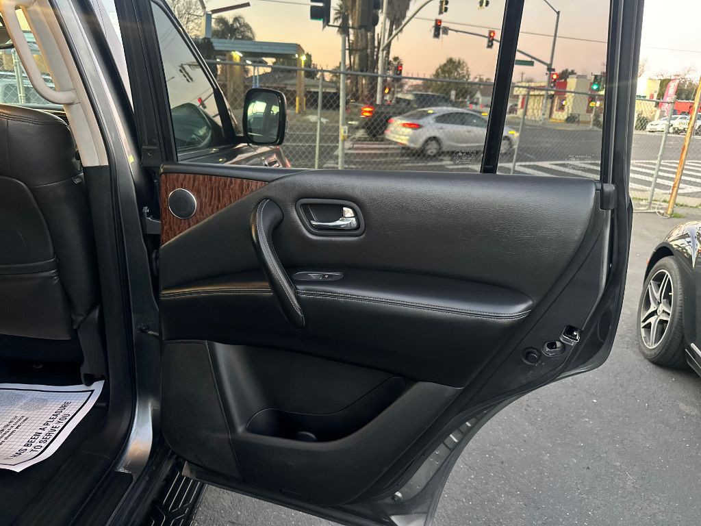 2018 Nissan Armada Image 23