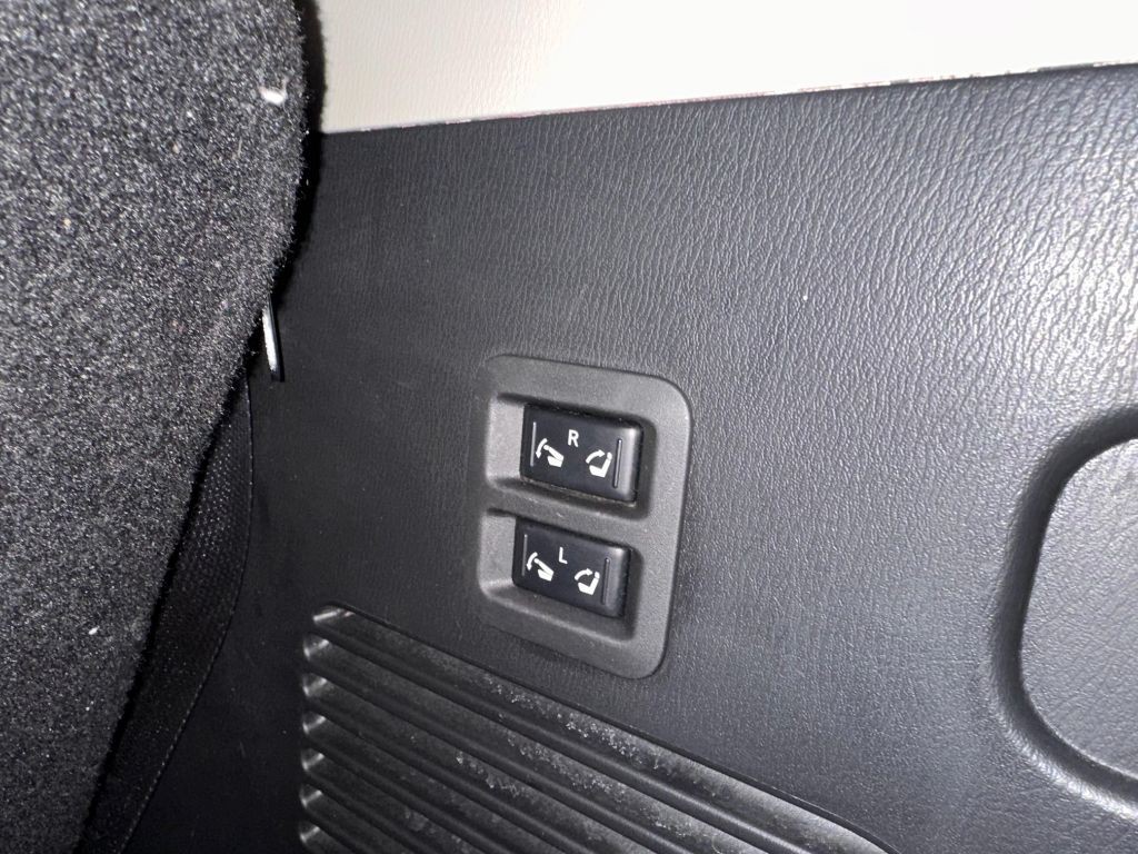 2018 Nissan Armada Image 24