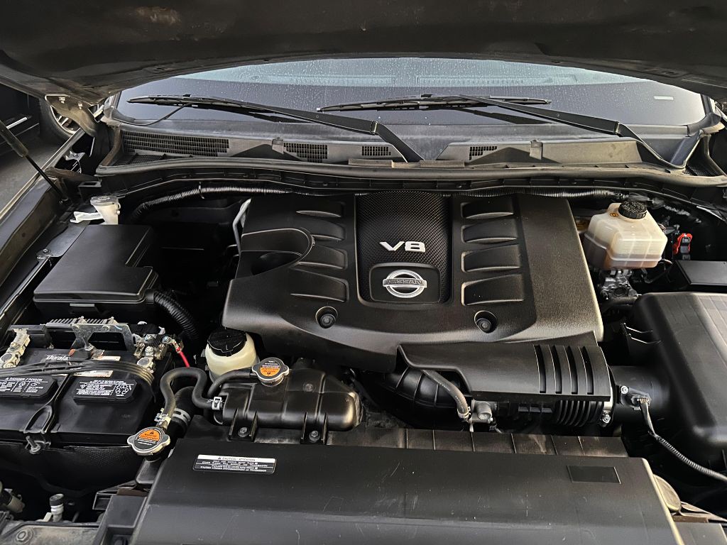 2018 Nissan Armada Image 35