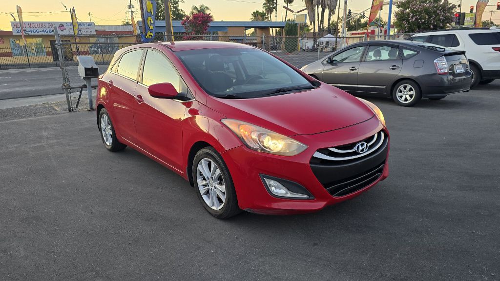 2013 Hyundai Elantra Image 5