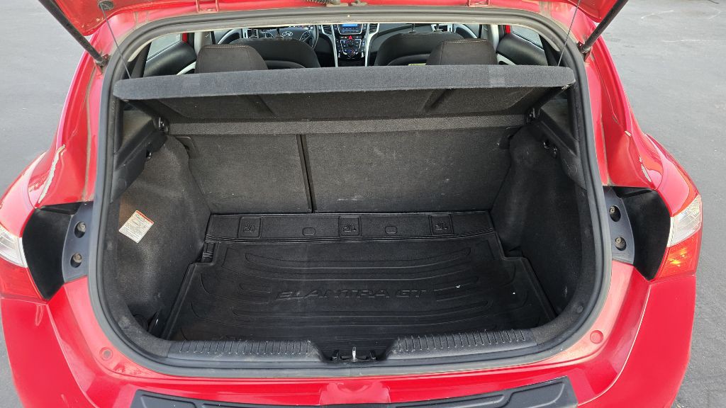 2013 Hyundai Elantra Image 9