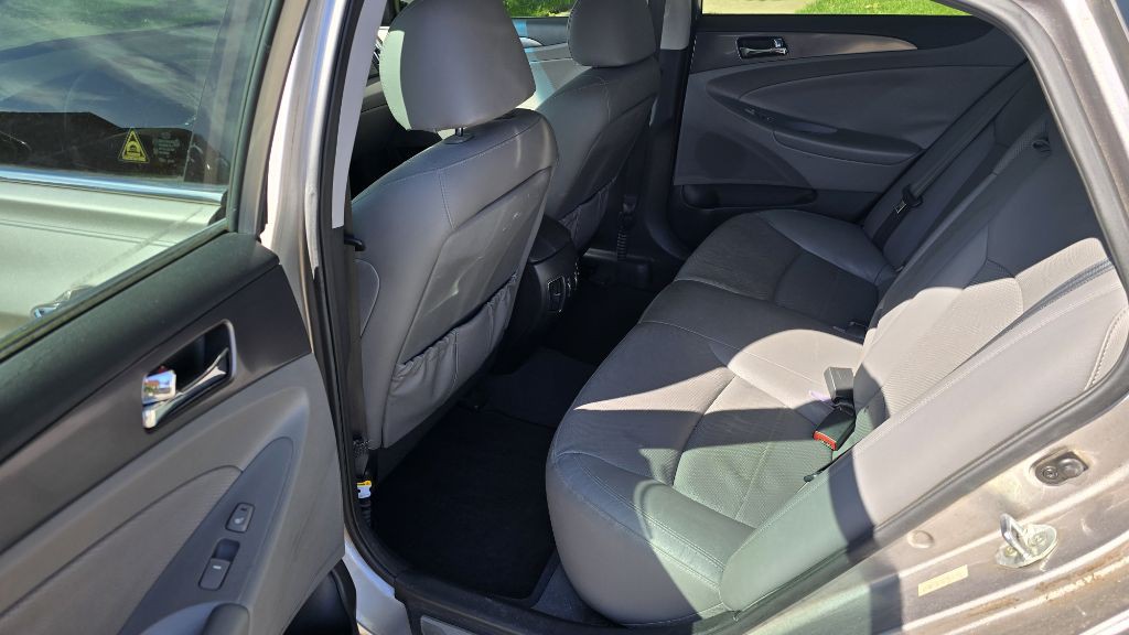2012 Hyundai Sonata Image 7
