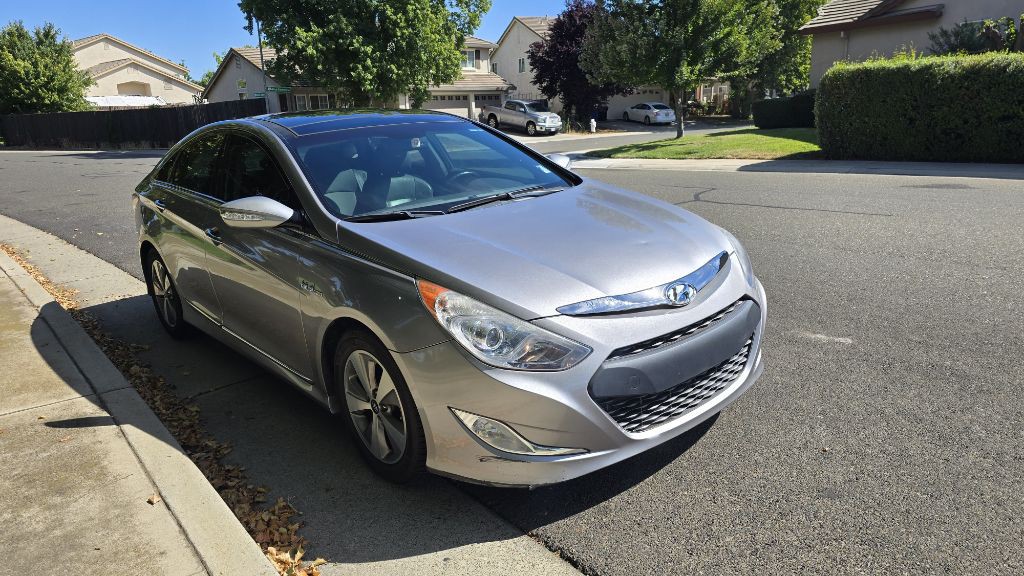 2012 Hyundai Sonata Image 8