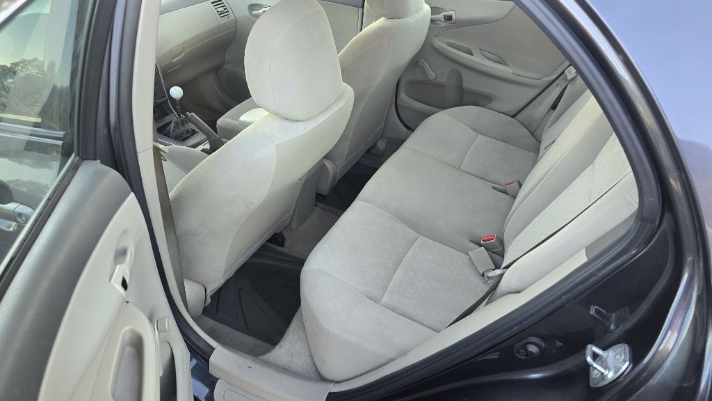 2009 Toyota Corolla Image 9
