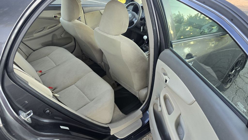 2009 Toyota Corolla Image 13