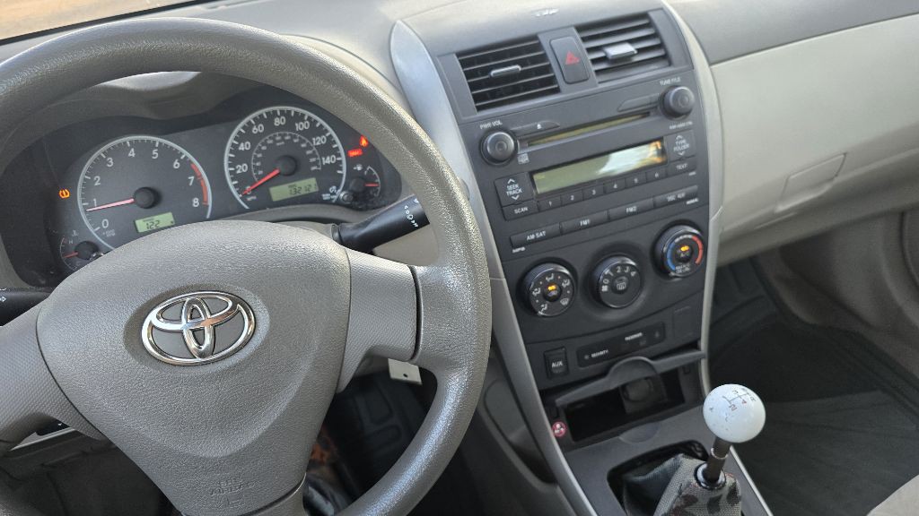 2009 Toyota Corolla Image 15