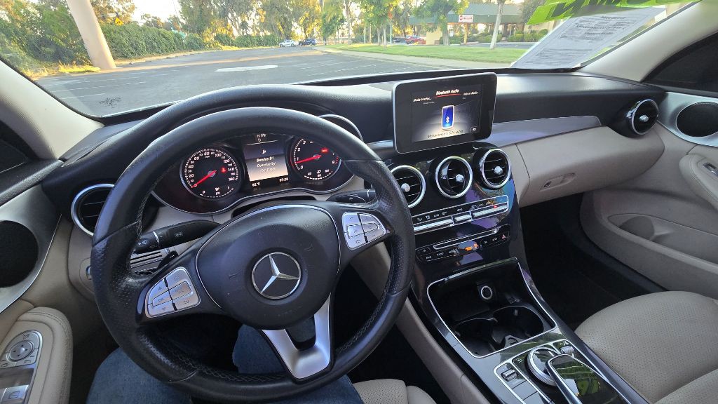 2016 Mercedes-Benz C-Class Image 15