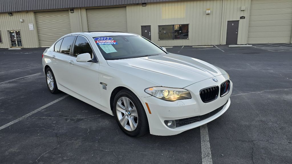 2012 BMW 5 Series Image 3