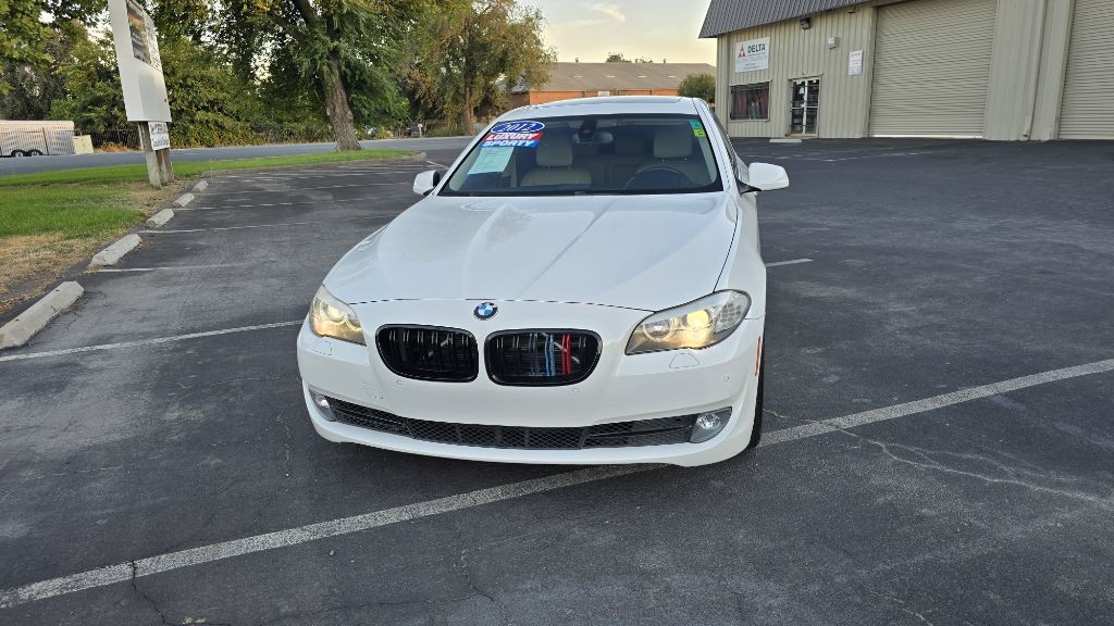 2012 BMW 5 Series Image 5