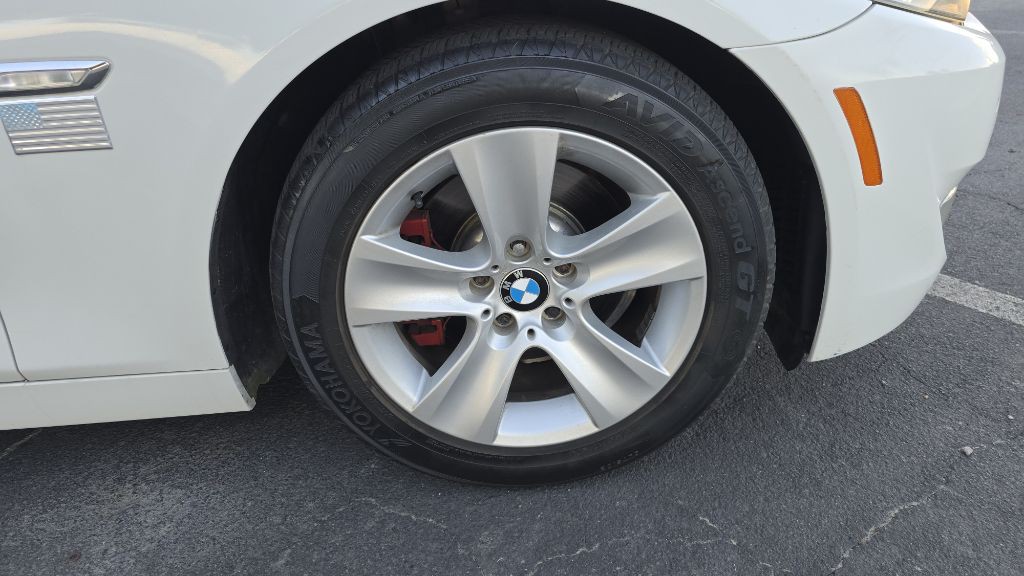 2012 BMW 5 Series Image 20