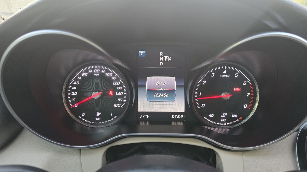 2015 Mercedes-Benz C-Class Image 15