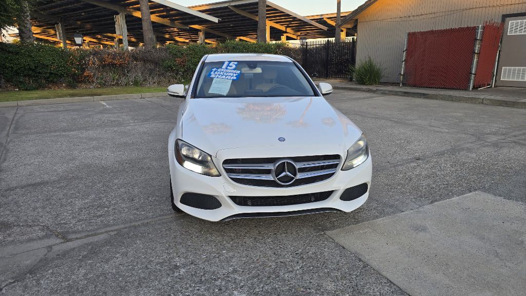 2015 Mercedes-Benz C-Class Image 2