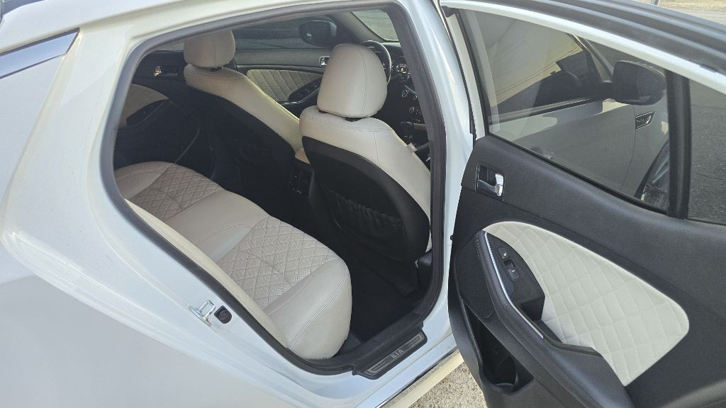 2015 Kia Optima Image 9