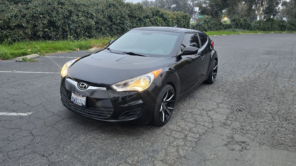 2014 Hyundai Veloster Image 1
