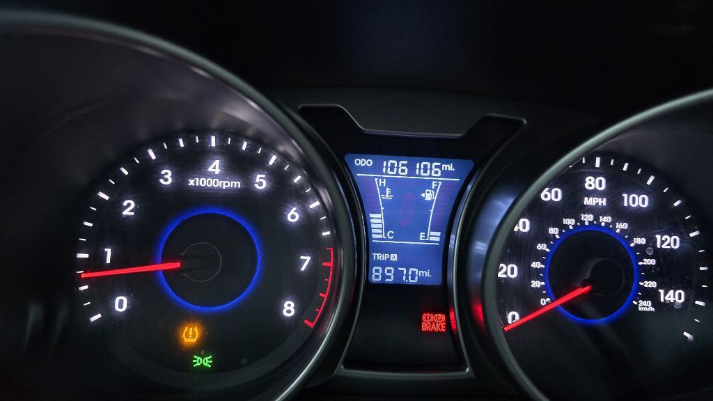 2014 Hyundai Veloster Image 16