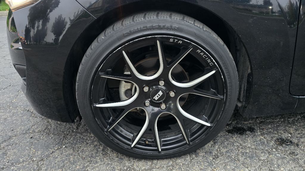 2014 Hyundai Veloster Image 17