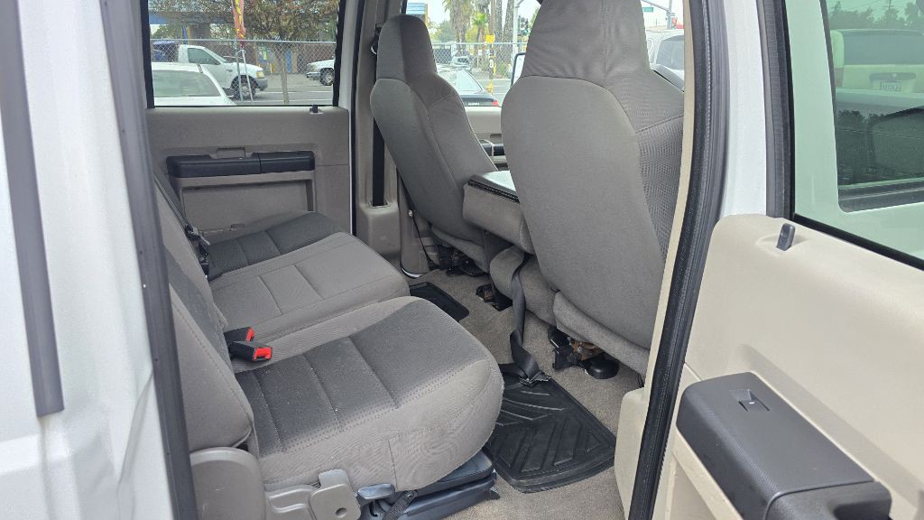 2009 Ford F-350 Image 9