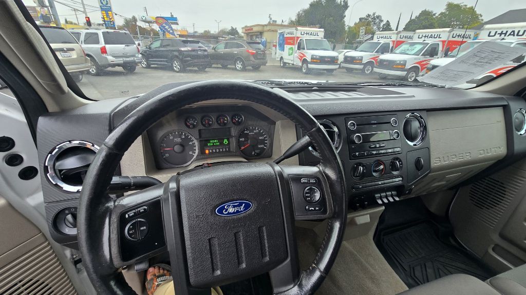 2009 Ford F-350 Image 11