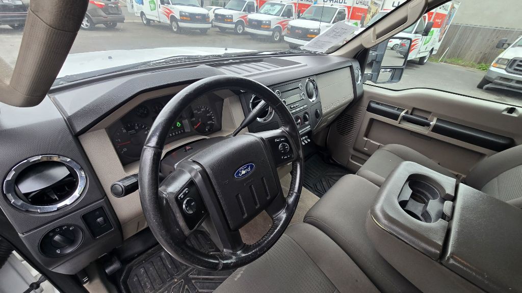 2009 Ford F-350 Image 12