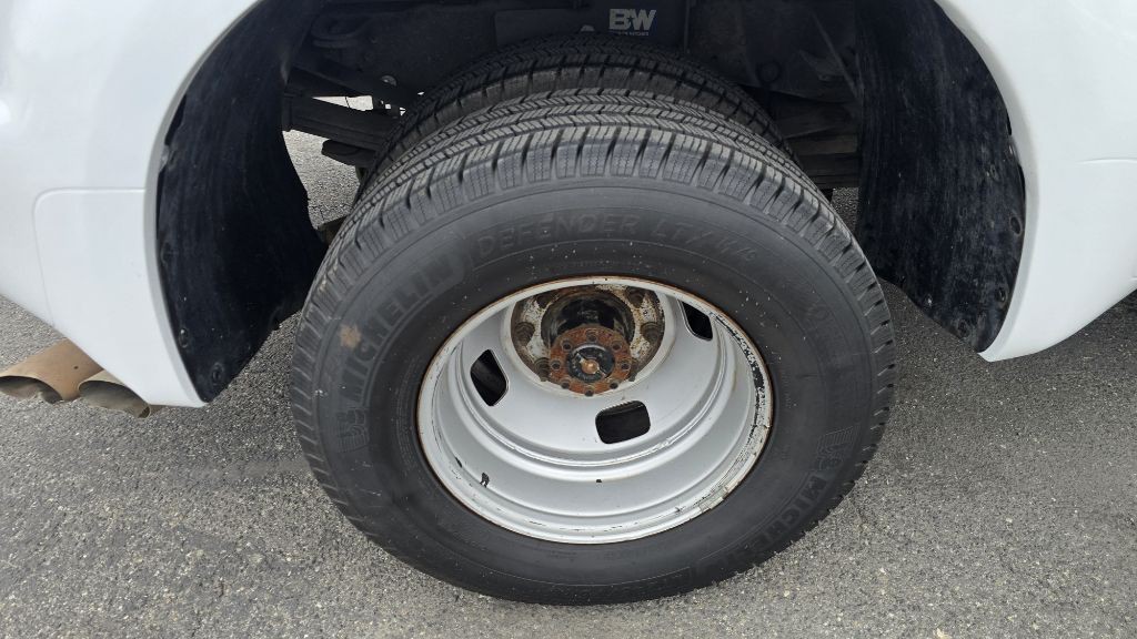 2009 Ford F-350 Image 17