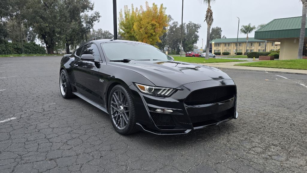 2015 Ford Mustang Image 3