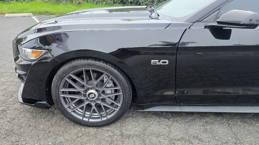 2015 Ford Mustang Image 9