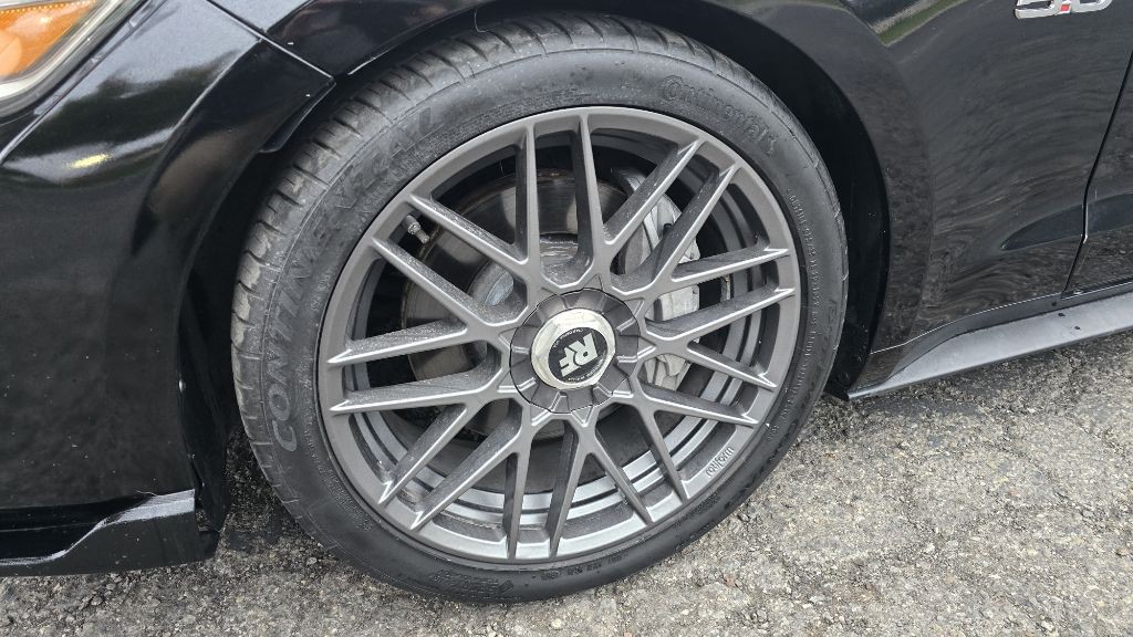 2015 Ford Mustang Image 22