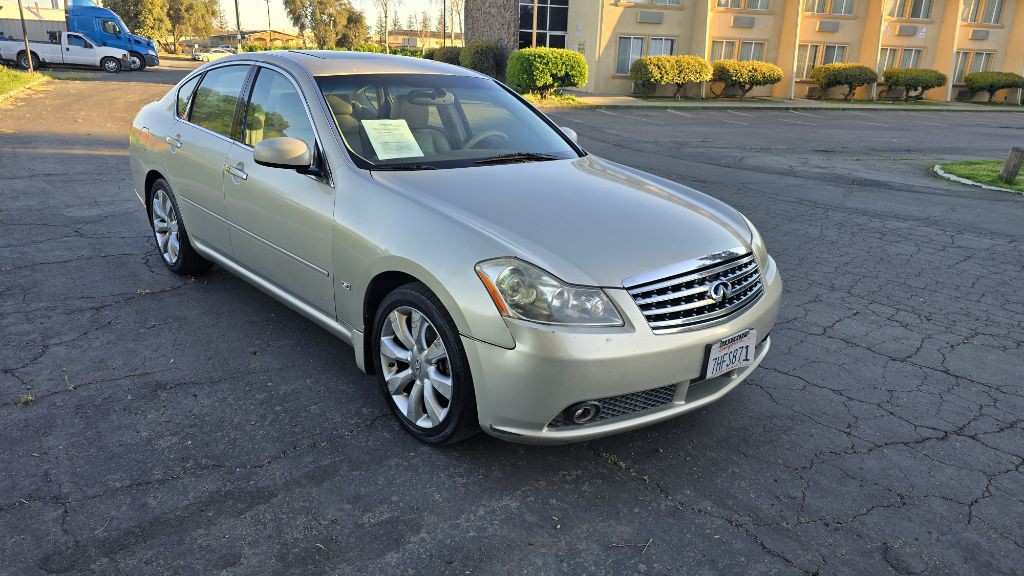 2006 INFINITI M35 Image 3