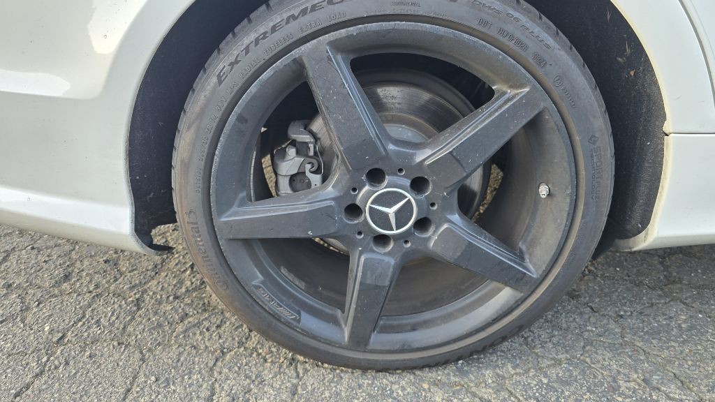 2014 Mercedes-Benz CLS-Class Image 22