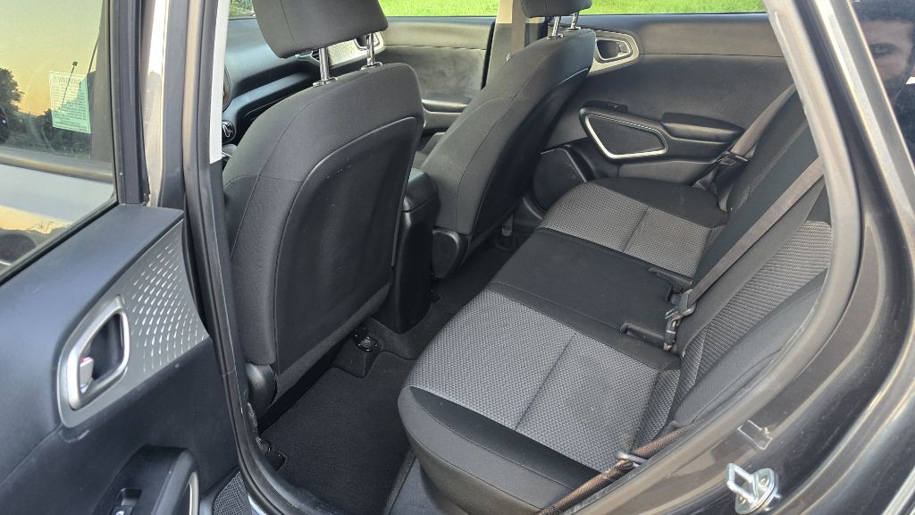 2021 Kia Soul Image 8