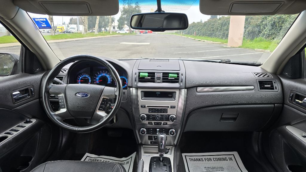 2010 Ford Fusion Image 11