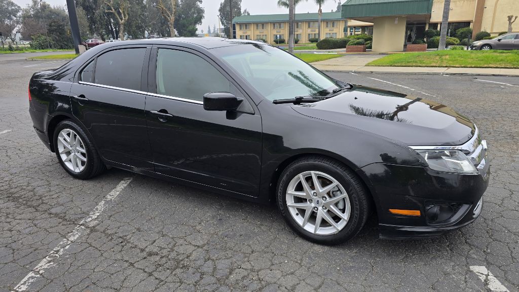 2010 Ford Fusion Image 3