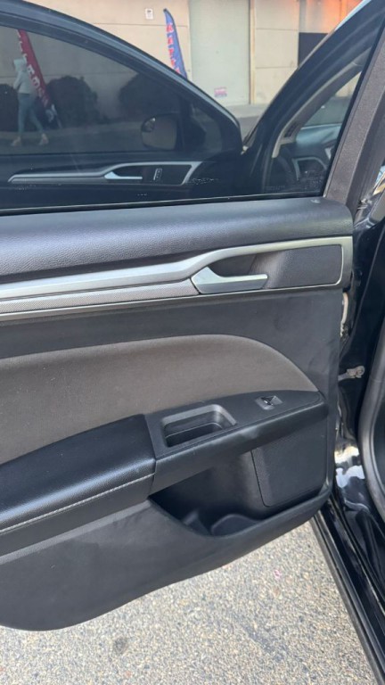 2018 Ford Fusion Image 14