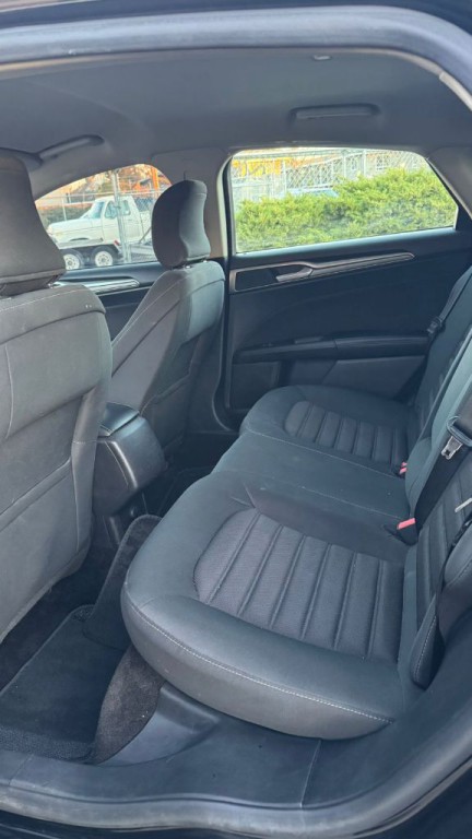 2018 Ford Fusion Image 15