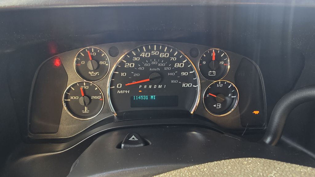 2015 GMC Savana Image 17