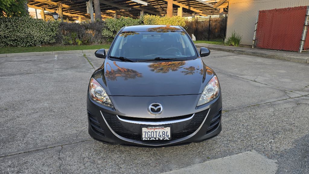 2010 Mazda Mazda3 Image 2