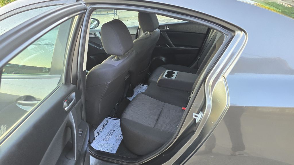 2010 Mazda Mazda3 Image 9