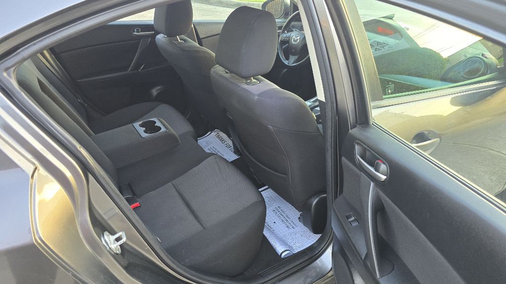 2010 Mazda Mazda3 Image 11