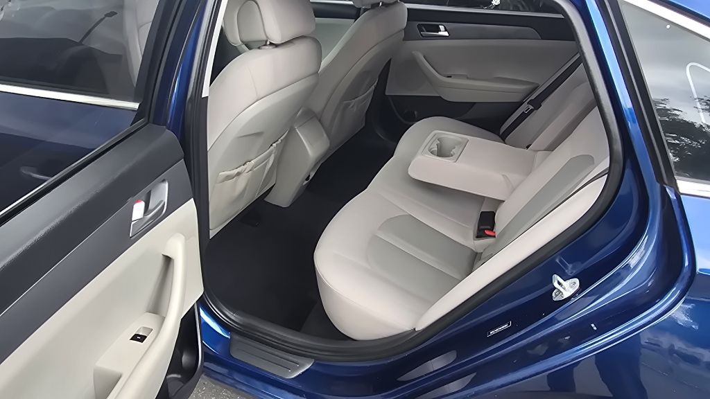 2017 Hyundai Sonata Image 7